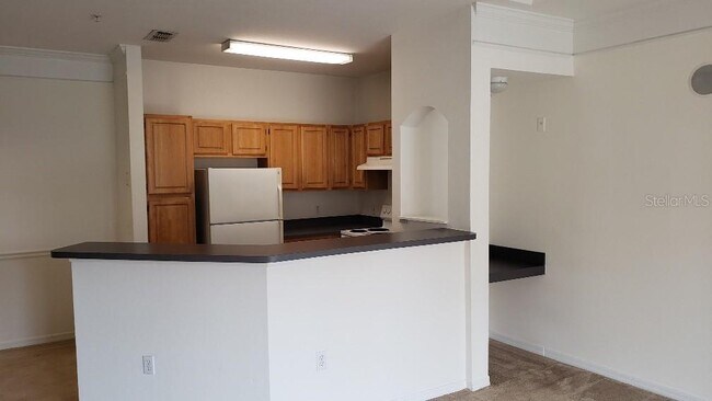 Building Photo - 3315 Parkchester Square Blvd