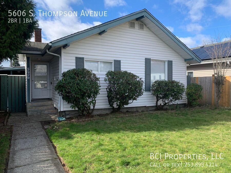 Primary Photo - Welcome home to this Charming 2 bedroom ho...