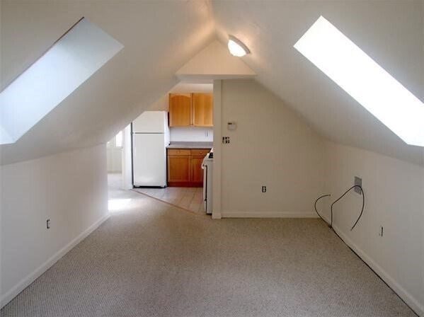 Foto del edificio - 713 Somerset Ave