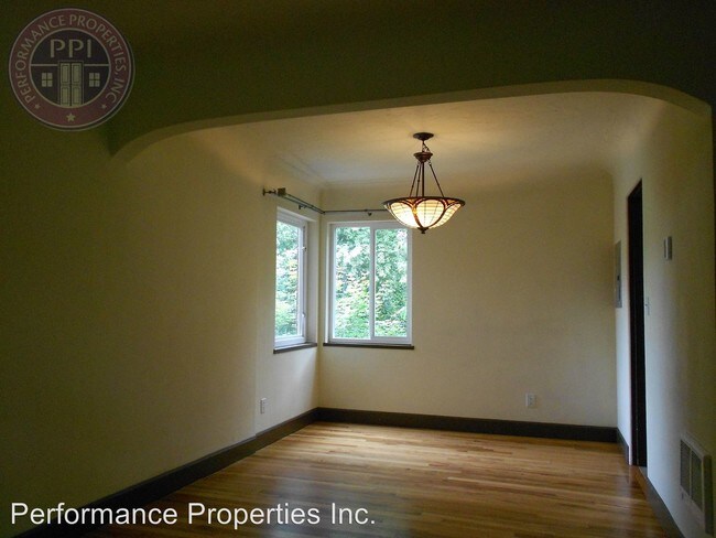 Building Photo - 2 br, 1 bath House - 1417 NW 23rd Avenue