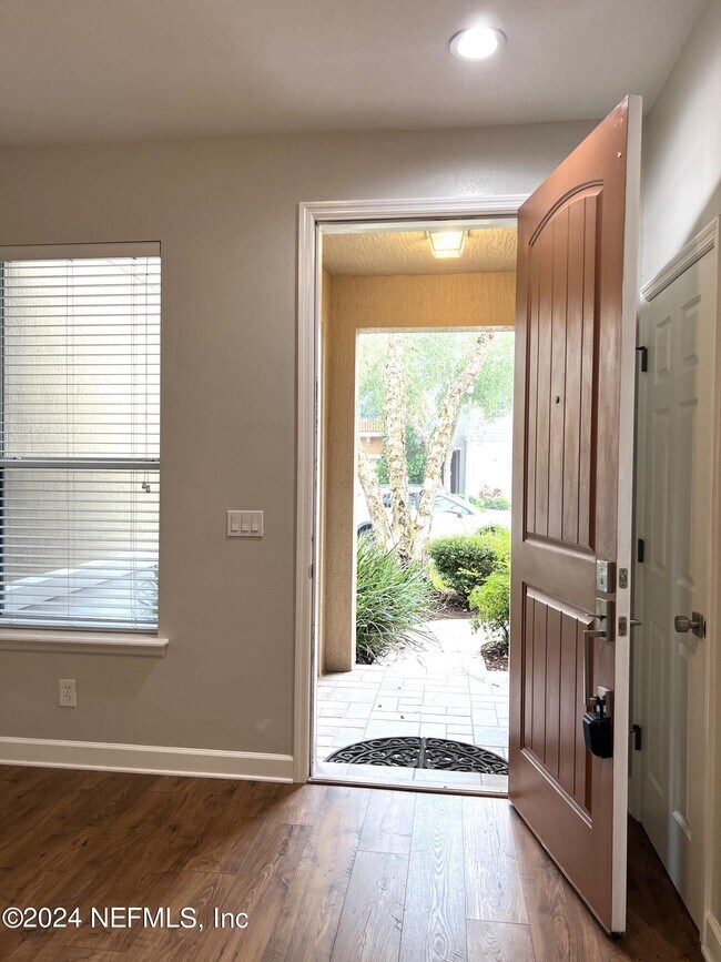 Building Photo - 6138 Clearsky Dr