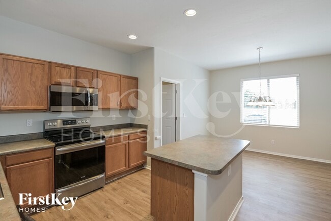 Building Photo - 5502 W Red Rock Ridge St