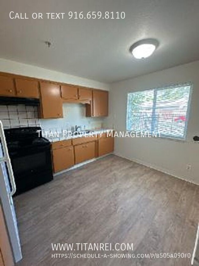 Building Photo - Sacramento 2 bedroom 1 bathroom - Managed ...