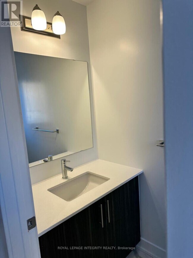 Building Photo - 70 Arinto Pl