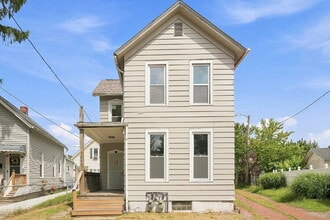 Building Photo - 4212 Apple Ave