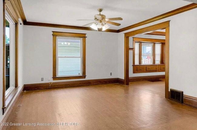 Photo - 211 Smith Ave House