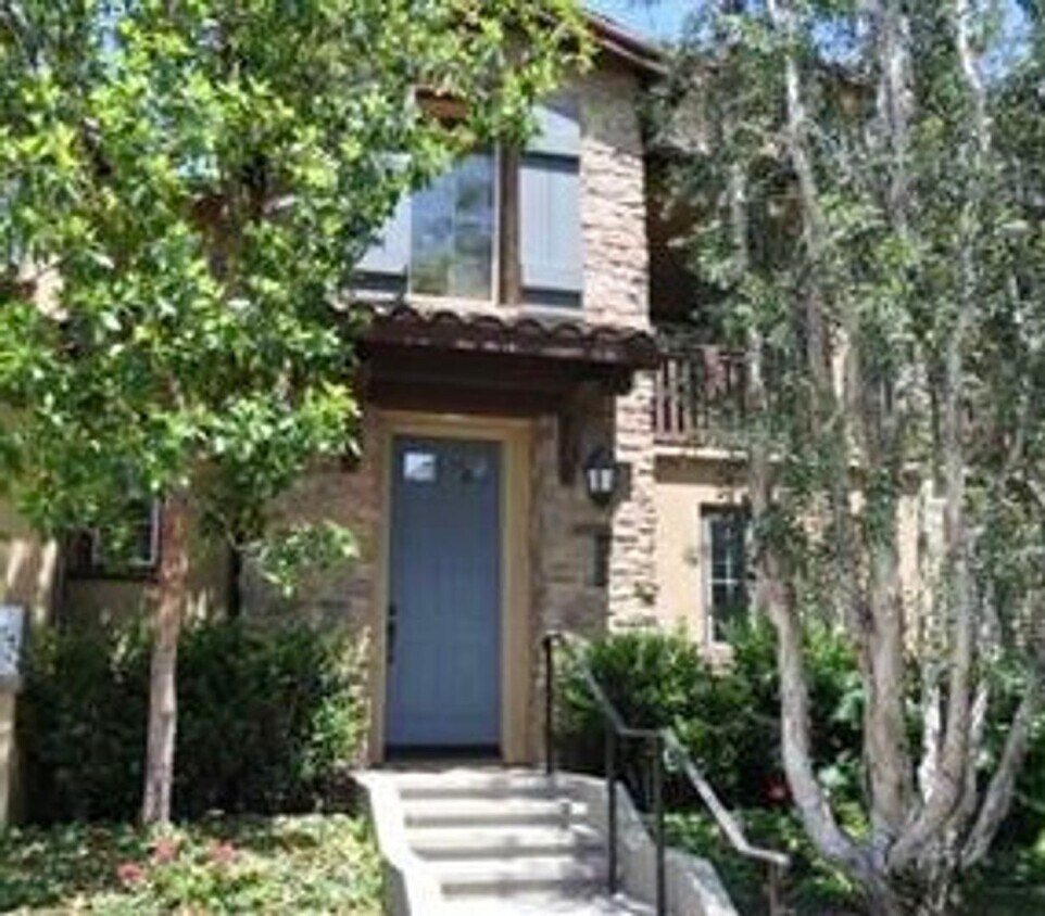 Primary Photo - Condo in Turtle Ridge-location location lo...
