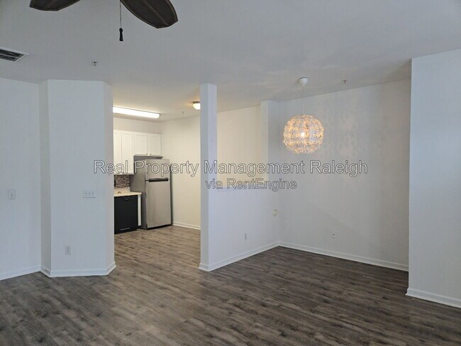 Foto del edificio - 8631 Neuse Club Ln