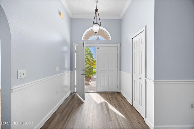 Foto del edificio - 1969 Willesdon Dr W