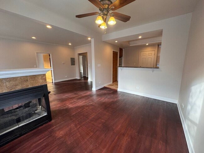 Foto del edificio - 1342 W Estes Ave