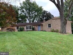 Building Photo - 4005 Chatham Rd