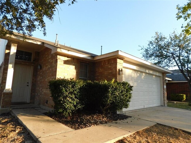 Foto del edificio - 14813 Falling Stone Ln