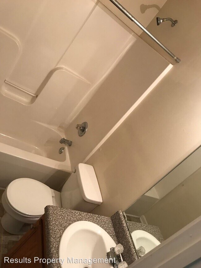 Building Photo - 3 br, 2 bath House - 29 Savannah Place Dr