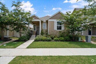 Building Photo - 330 Hortus Dr