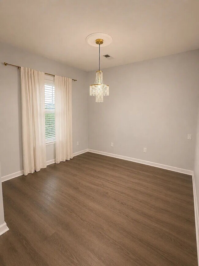 Foto del edificio - 202 Kelsey Blvd