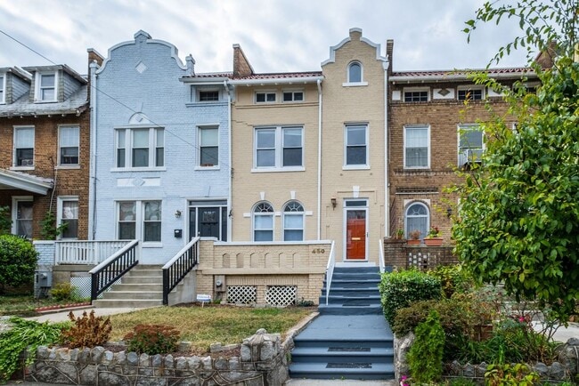 Building Photo - 450 Randolph St NW