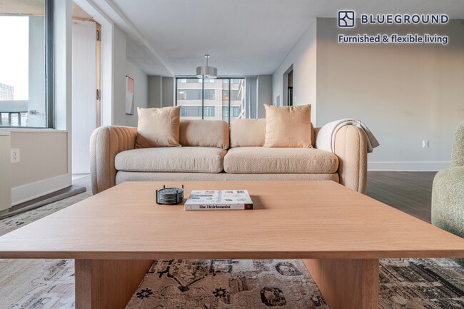 Building Photo - 1515 Richmond Hwy