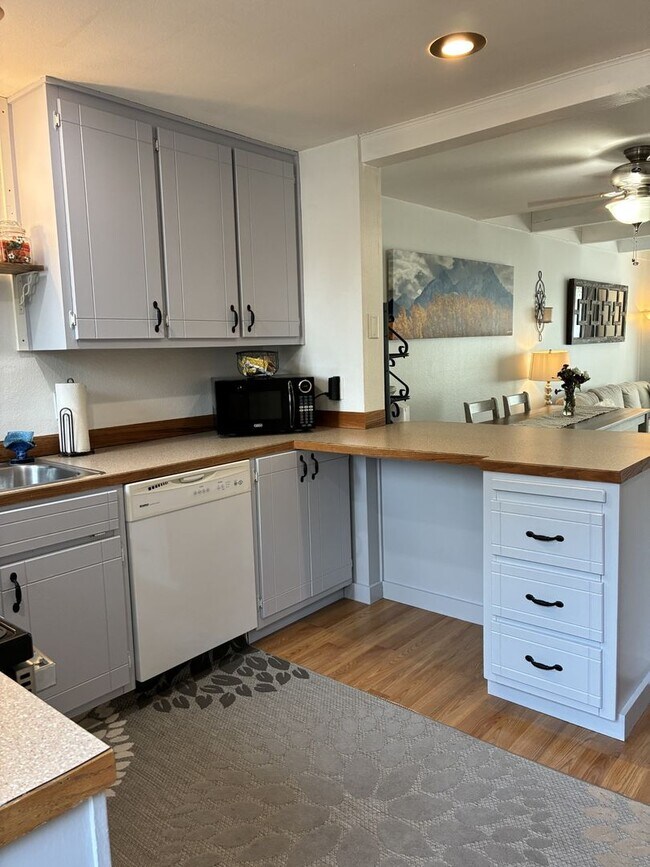 Foto del edificio - 7650 Birch Bay Dr