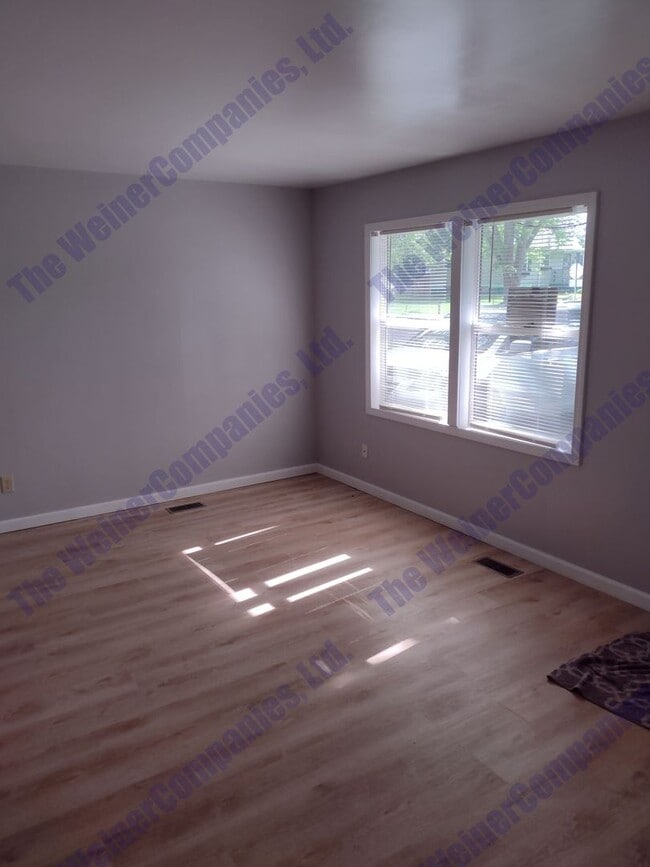 Building Photo - 708 Scottswood Dr