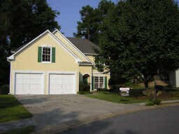 Building Photo - 2805 Parliament Cir