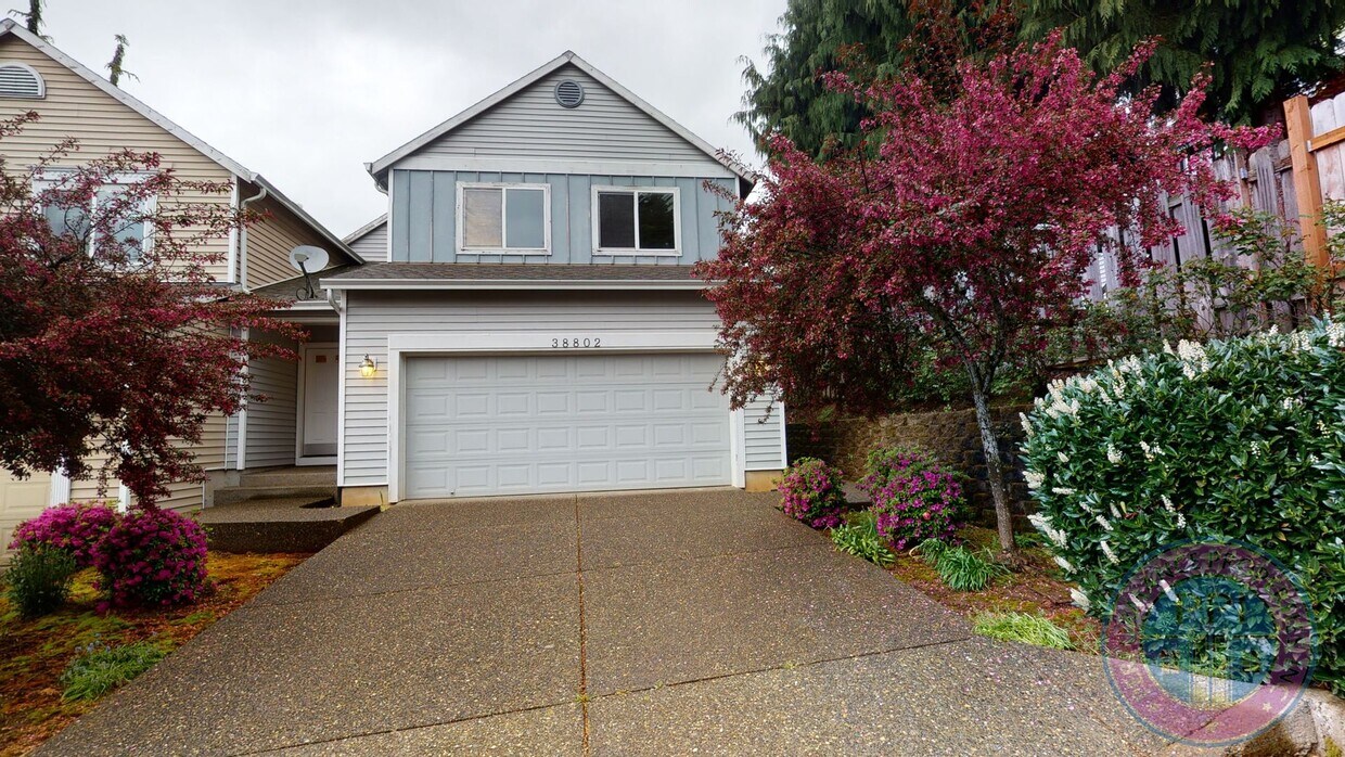 Primary Photo - Pet Friendly, Cascadia Village, End Unit ,...