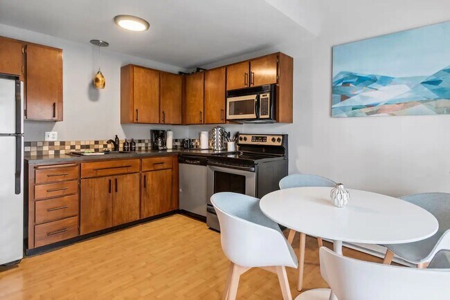 Foto del edificio - Experience a Stylish Retreat in Spokane’s Heartbeat
