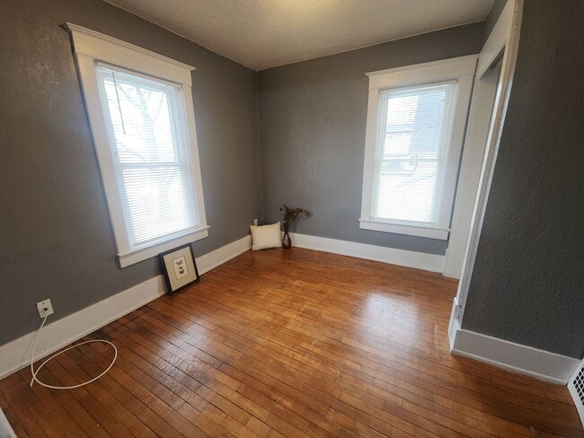 Foto del edificio - 1204 S Jefferson St