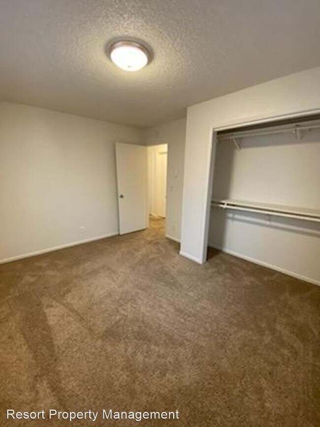 Foto del edificio - 4 br, 2 bath House - 2212 W. Honeysuckle Ave.