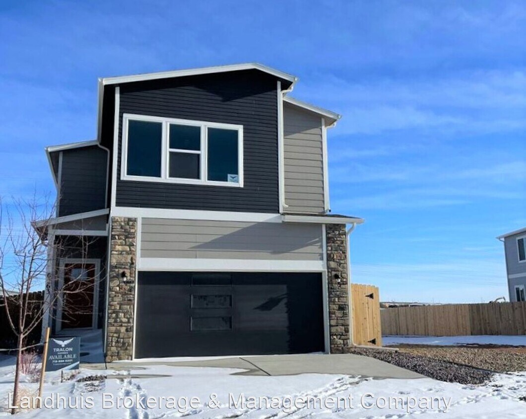 3 br, 2.5 bath House 6263 Yellowthroat T... House Rental in