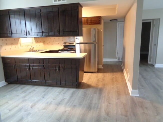 Building Photo - 6834 W Lode Dr