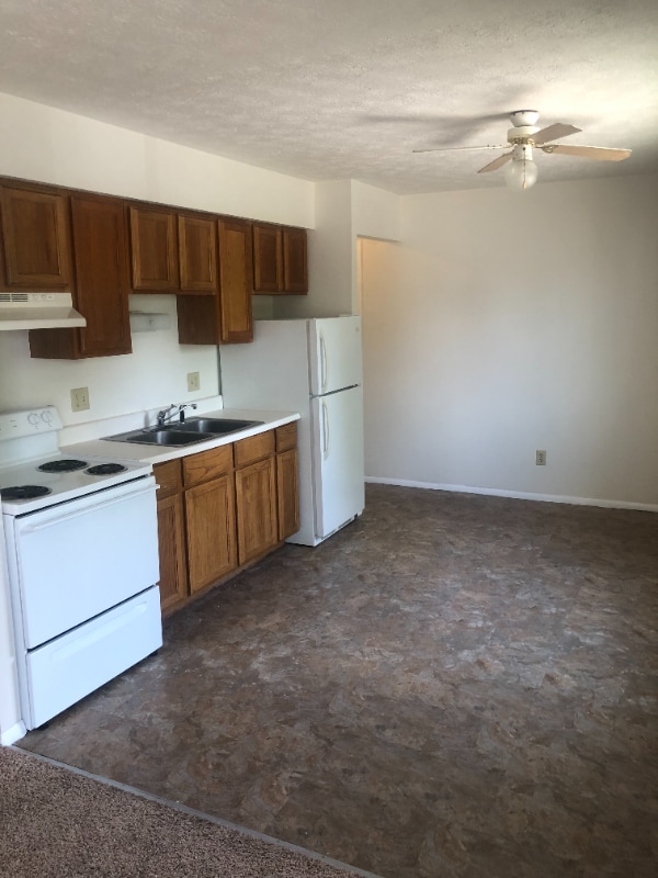 Building Photo - 2777 Blue Rock Rd