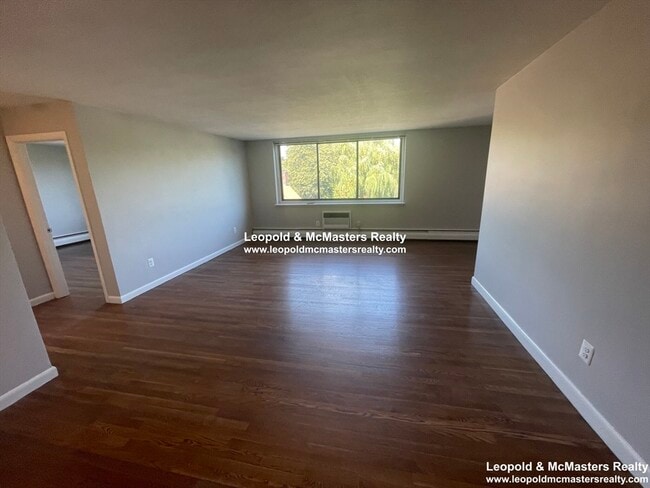 Foto del edificio - 811 Washington St