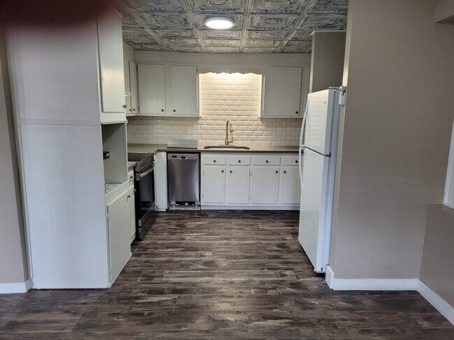 Foto del edificio - 967 Smoketree Dr