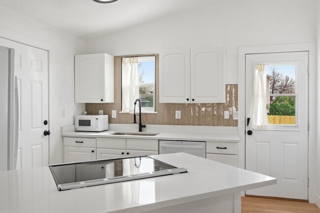 Foto del edificio - 4556 S Pagosa Way