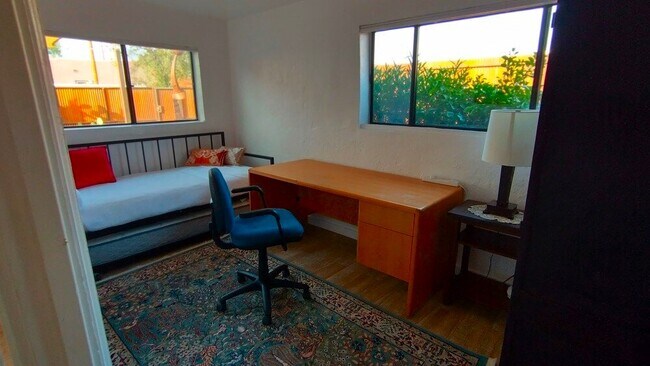 Foto del edificio - 3301 N Winstel Blvd