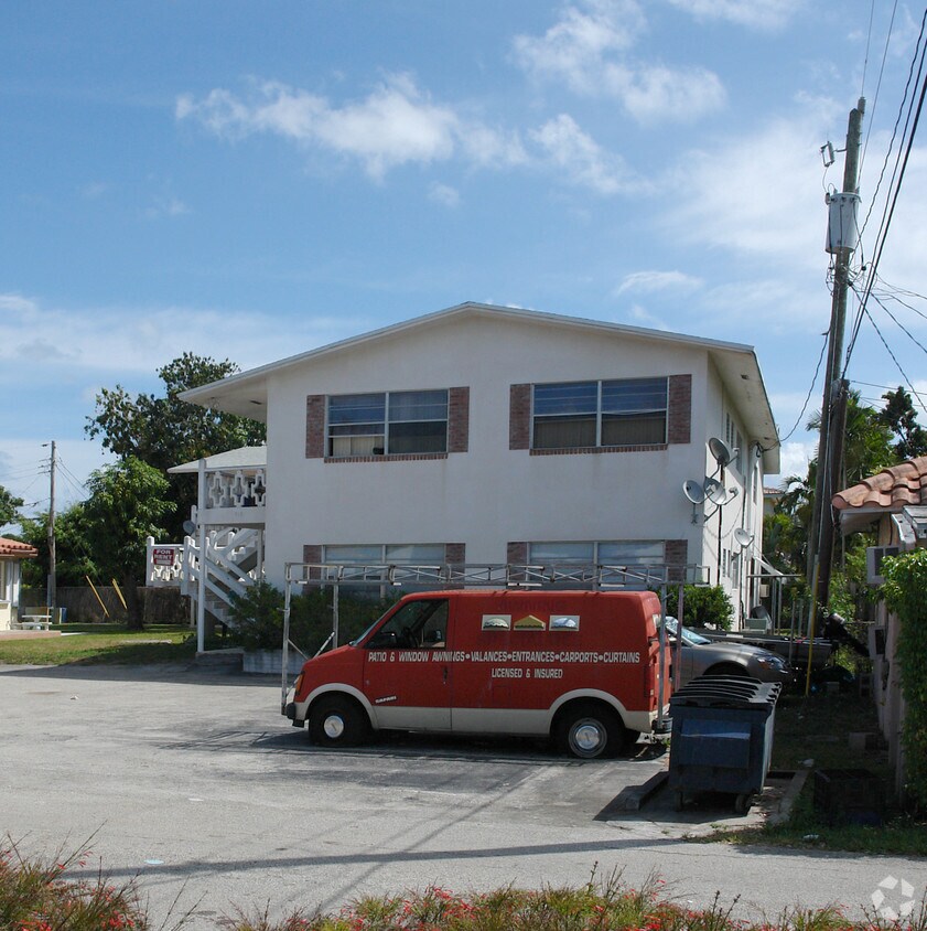 Foto del edificio - 915 N 16th Ct