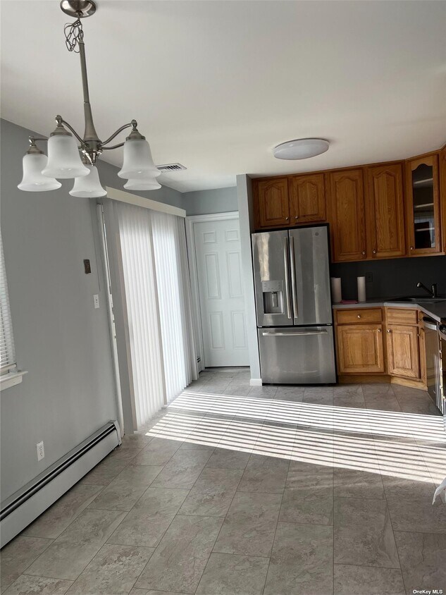 24 Mercury Ave, East Patchogue, NY 11772 House Rental in East