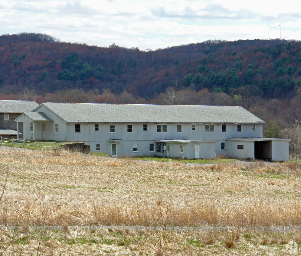 Primary Photo - Regents Apartments