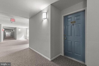 Building Photo - 3315 Wyndham Cir