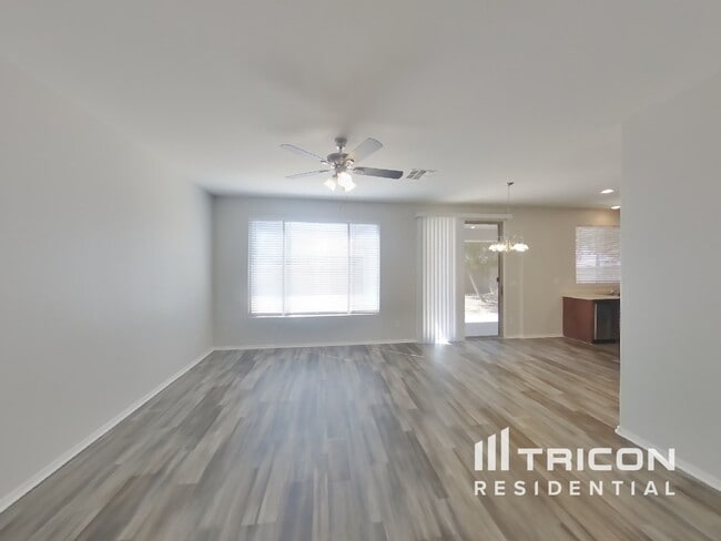 Foto del edificio - 4333 E Ivanhoe St