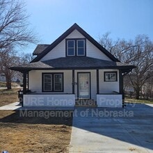 Building Photo - 3901 Curtis Ave