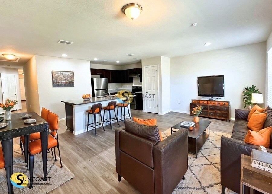 Foto principal - 6535 Sweetbay Ln