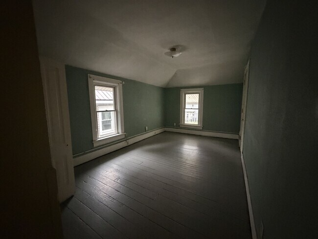 Foto del edificio - 512 W Marion St