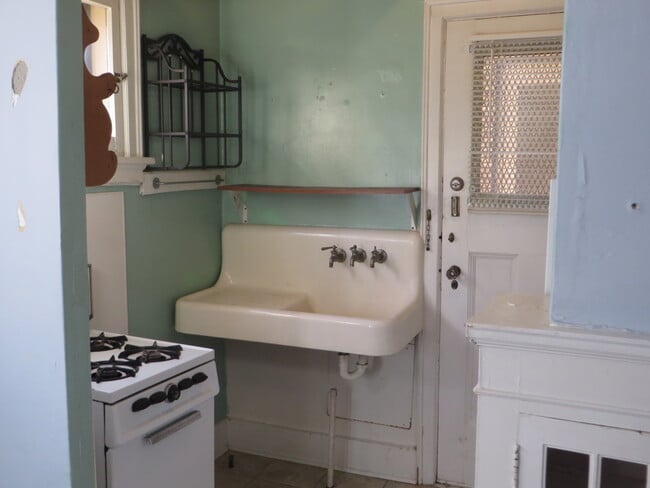 Interior Photo - Sheridan Court