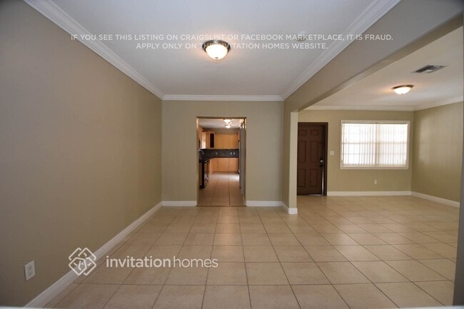 Building Photo - 2150 SW 65th Ave