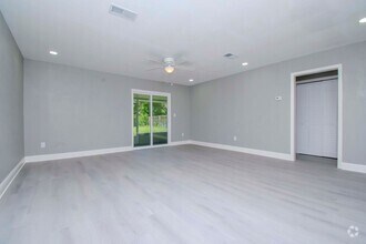 Building Photo - 1313 Eagleview Dr