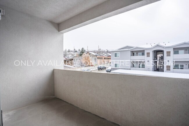 Foto del edificio - 2432 E 6895 S