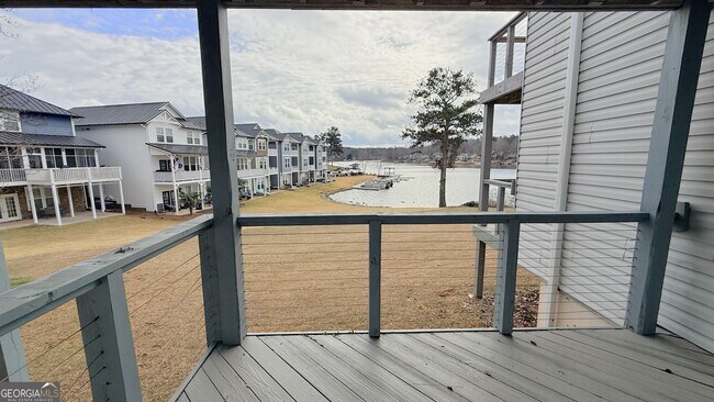 Building Photo - 295 Clearview Ct