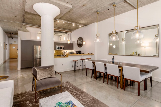 Photo - 300 Beale St Apartment