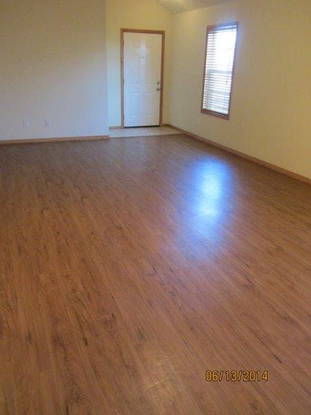 Building Photo - 2021 S Devin Lea St